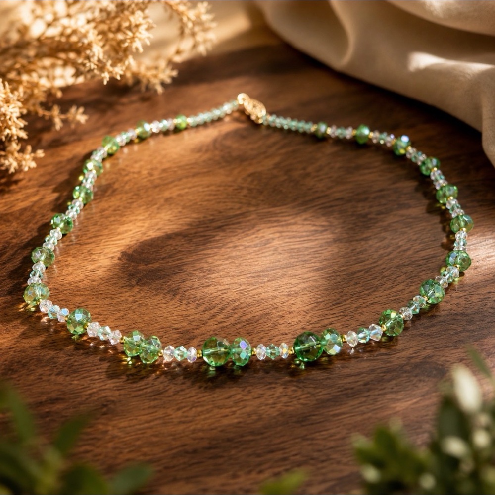 Vintage Green Aurora Borealis Crystal Bead Necklace Gold Filigree Clasp